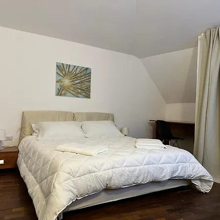 La Mansarda Cl Guest house *